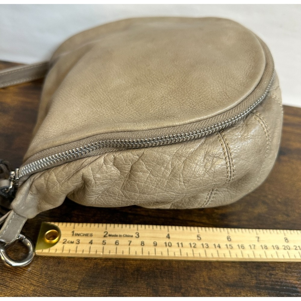 Sundance Leather Saddle Bag Crossbody Purse Taupe Made in Italy Boho Rounded - Picture 6 of 16